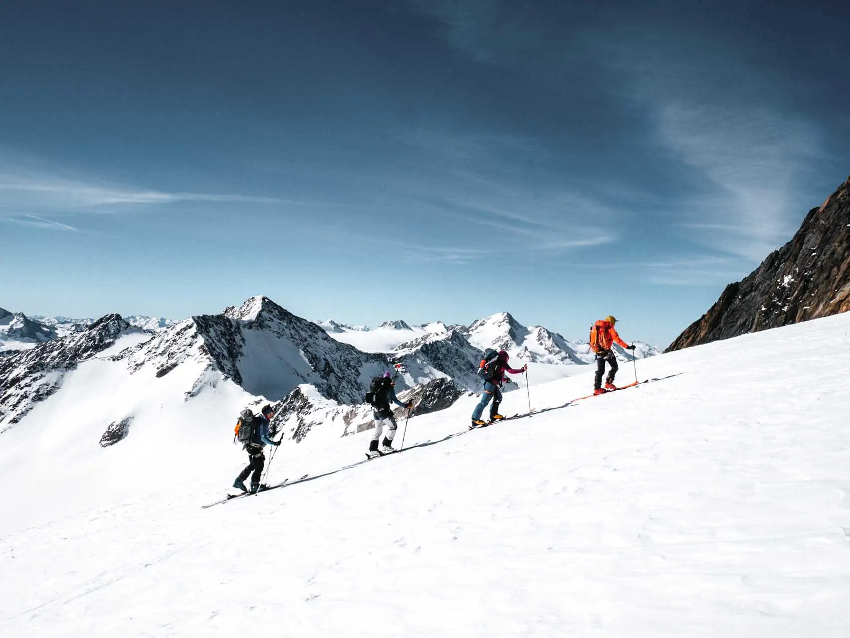 Ski tours Vernagthütte with ski guide